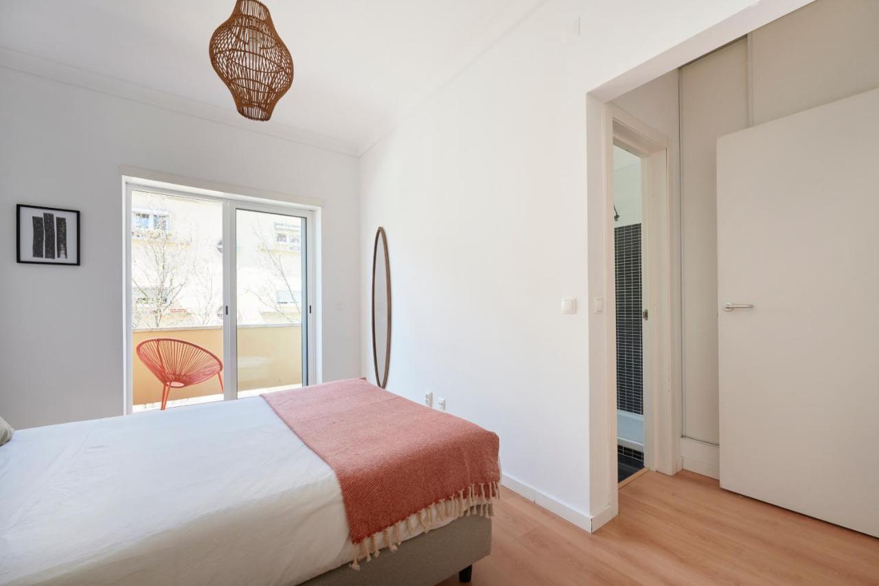 Sunset Balcony Apartment, By Timecooler Appartement Lisboa