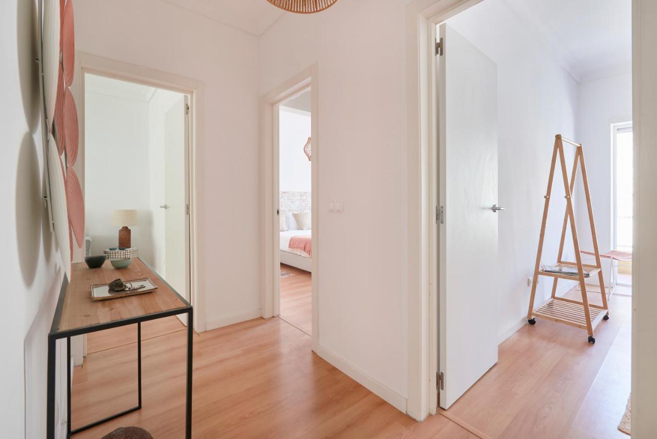 Sunset Balcony Apartment, By Timecooler Appartement Lisboa